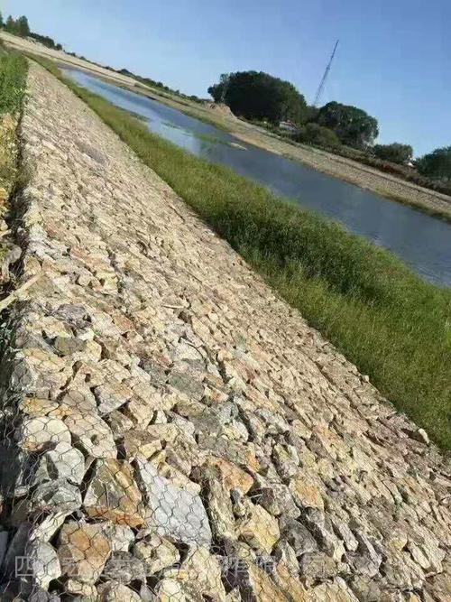 雷诺护垫