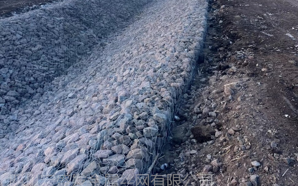 雷诺护垫